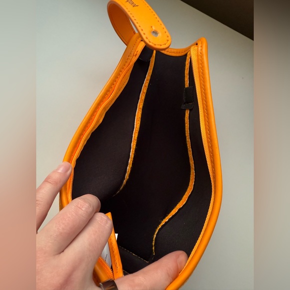 BNWOT Veuve Clicquot Brut Insulated Orange Ice Jacket - Picture 3 of 10